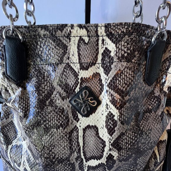 Simply Vera, Vera Wang Snakeskin Tan and Gray Print Tote, Excellent Condition! - Picture 3 of 14